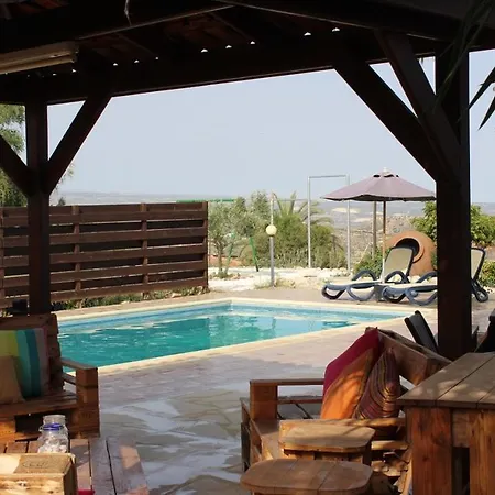 Zenovia Garden House Vakantiehuis Pissouri