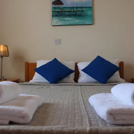 Zenovia Garden House